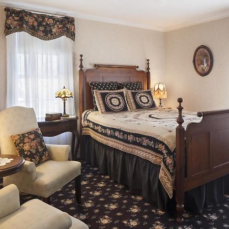 Isaiah Jones Homestead Bed And Breakfast Sandwich Exterior foto